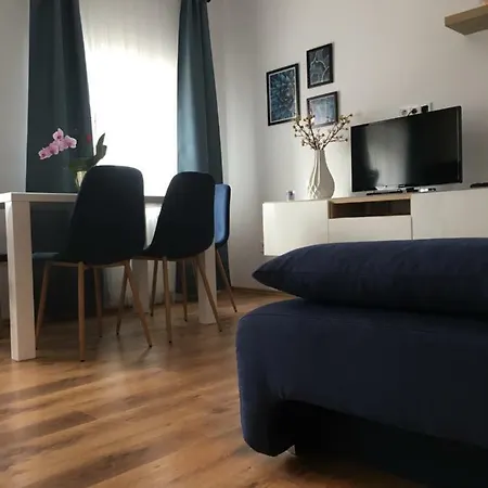 Petofi Vendeghaz Guest house Kiskoros