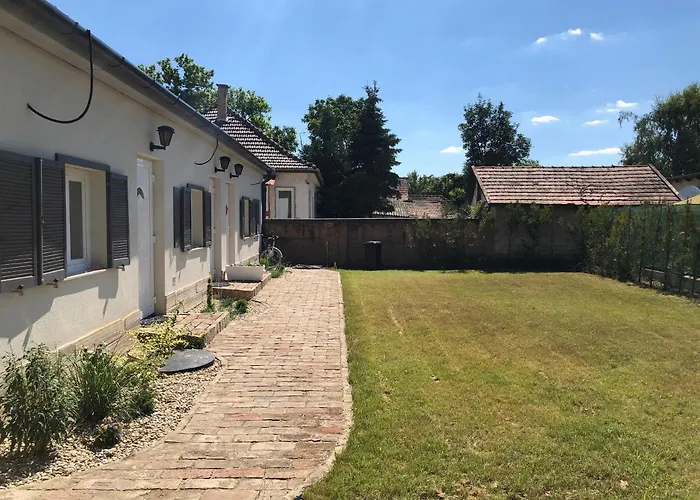 Petofi Vendeghaz 3* Кишкёрёш